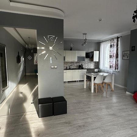 Apartamenty Sofija Deluxe Centrum Grünberg Exterior foto